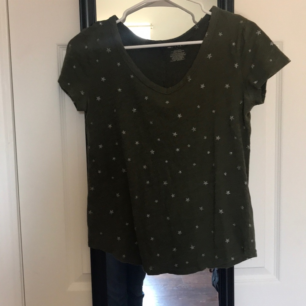 Green t shirt